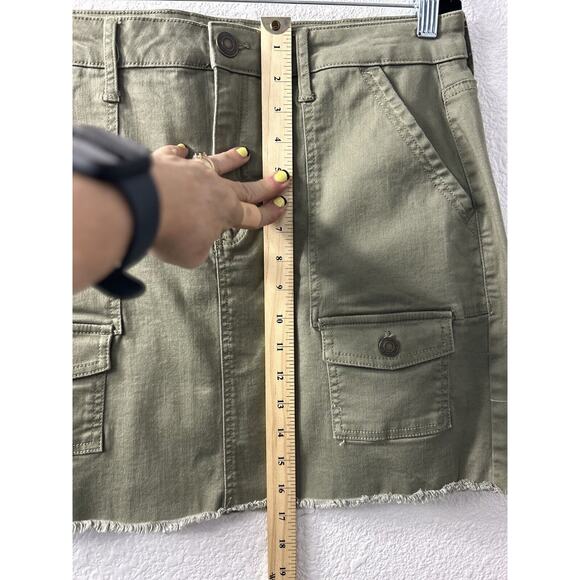 SO Juniors Army Green 6 Pocket Cargo Mini Skirt Size 13 Gorpcore Streetwear Hike - Picture 5 of 10